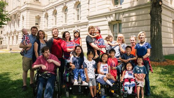 Wish kid Jessica and her family