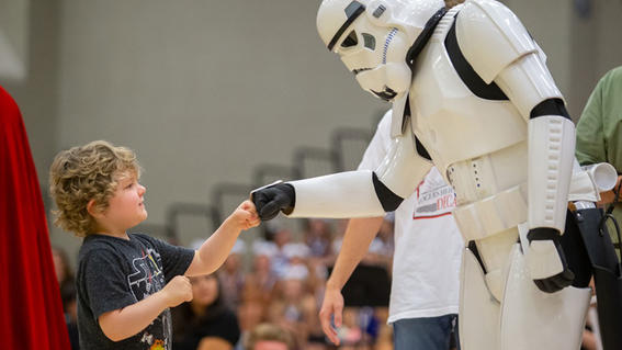 Heiden meets a Storm Trooper during his wish to be a Jedi