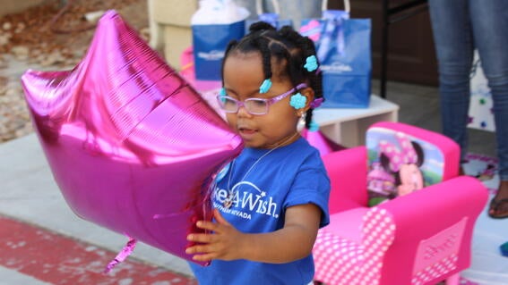 Sariah's pink balloon