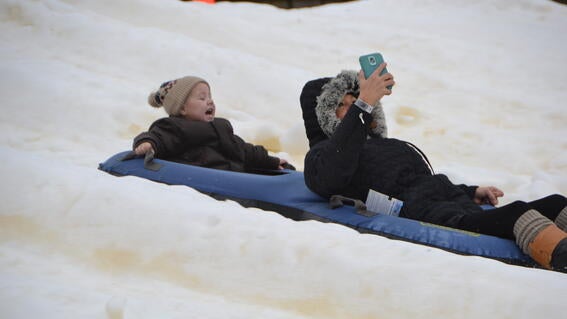 Snow tubbing