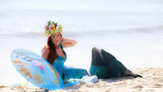 Mermaid Shannon waiting on the beach