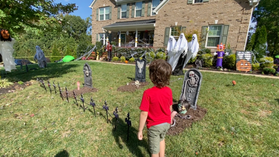 Jackson looking at House