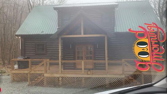 The cabin Kayden stayed in to visit the mountains in the snow