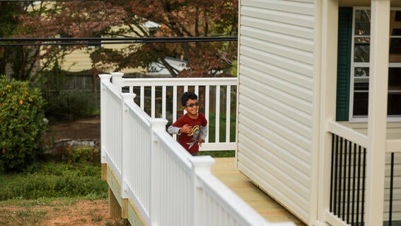 Dayonie running on his clubhouse