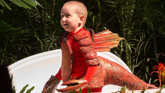 Hunter the red spinosaurus