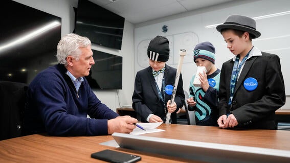 Jackson Signing Contract with siblings
