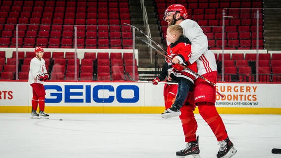 JoJo Hockey - Gallery 05 — AKWA