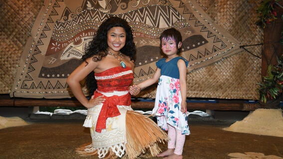 Laura_Moana_Meeting