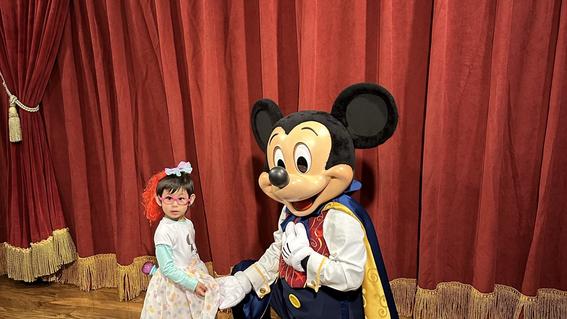 Laura_Mickey_Mouse
