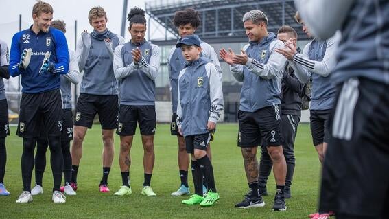 Santiago with Columbus Crew