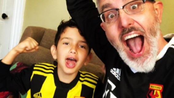 Santiago con su padre
