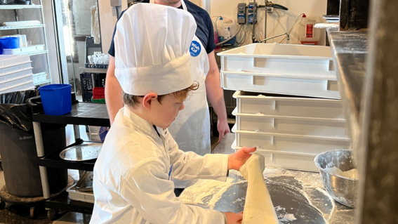 Fionn Makes Pizza 2