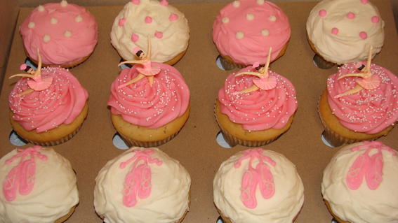 Ballerina cupcakes on Dayssi's wish day