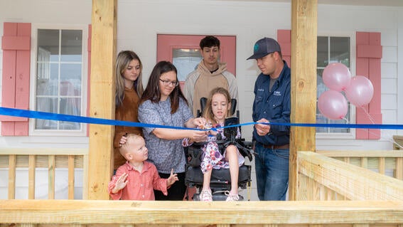TXGF- Isabella ribbon cutting