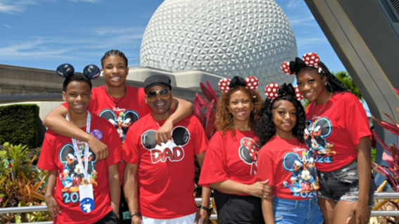 Ky-Mel Wish Photo with Family