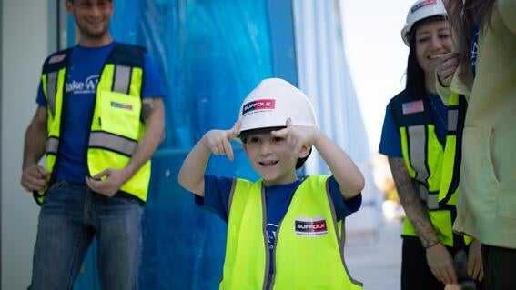 Oliver Builds Hope