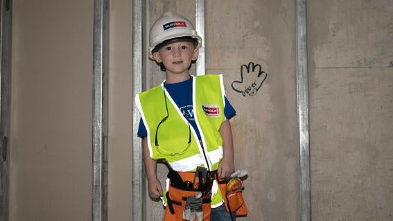 Oliver Builds Hope