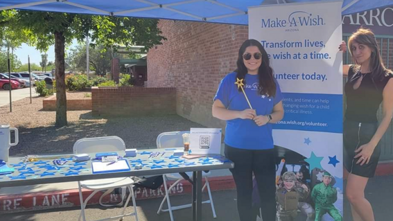 Elicia Nademin volunteer