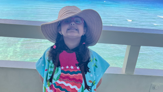 Hazel in vacation clothes