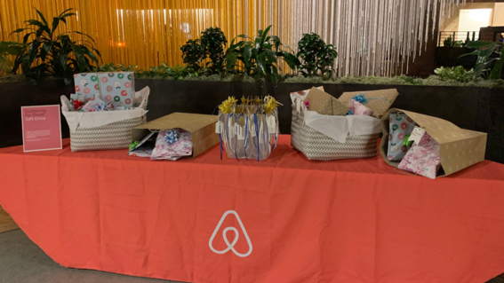 ribbons and bows table from airbnb 