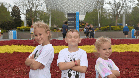 Leon, siblings at Epcot