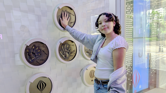 Wish kid Zoey on her wish trip to South Korea for a K-Pop experience 