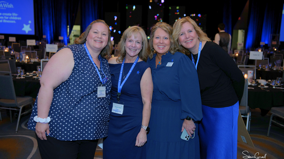 Volunteers at Wine & Wishes 