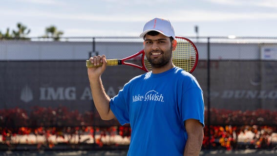 Sury Serves Big