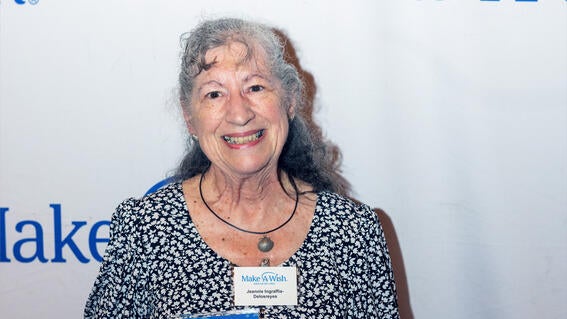 Jeannie Ingraffia-Delosreyes, recipient of the Pat Probert Outstanding Volunteer Service Award. 