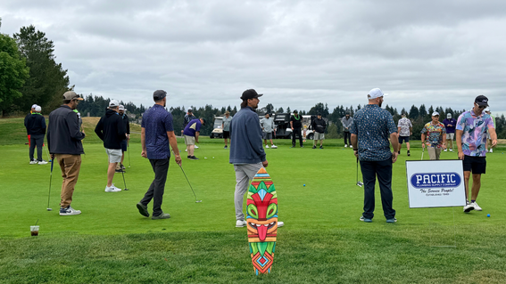 Golfers at Pacific Plumbing Supply Tournament