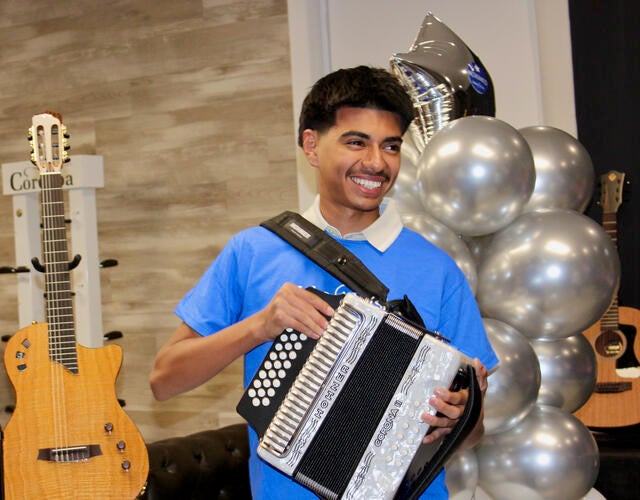 Eddie with accordion