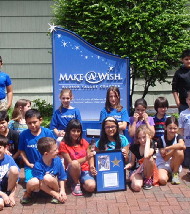 Lakeview Elementary Students at Wish House