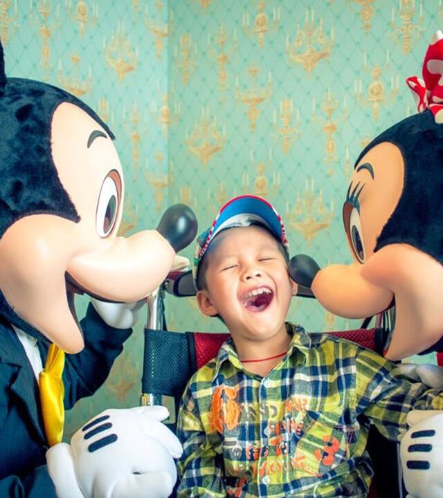 Wan with Mickey and Minnie