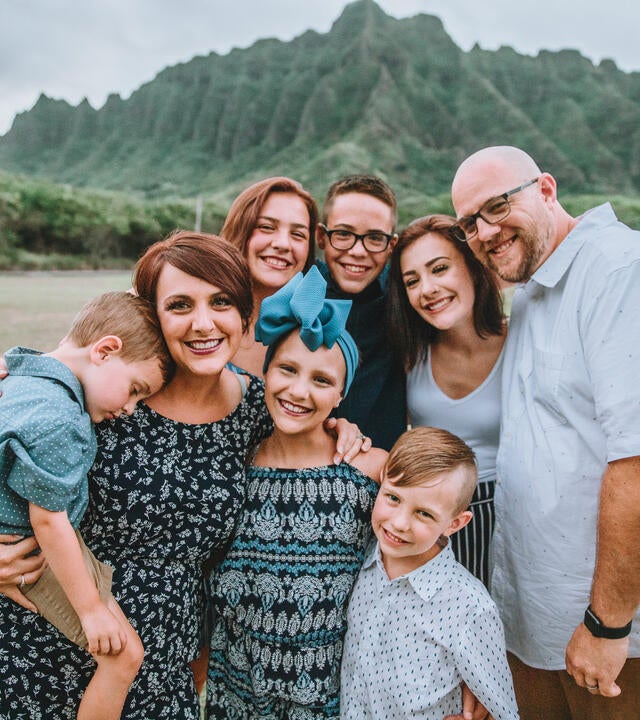 Wish kid Sydni and Family