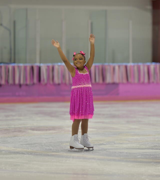 Wish kid Nicole takes the ice