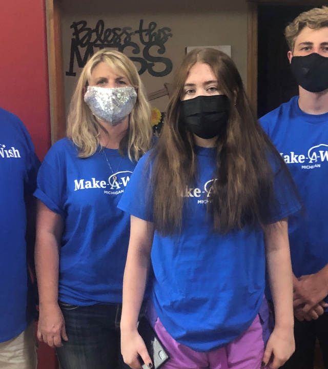 Allie and her family on the wish day