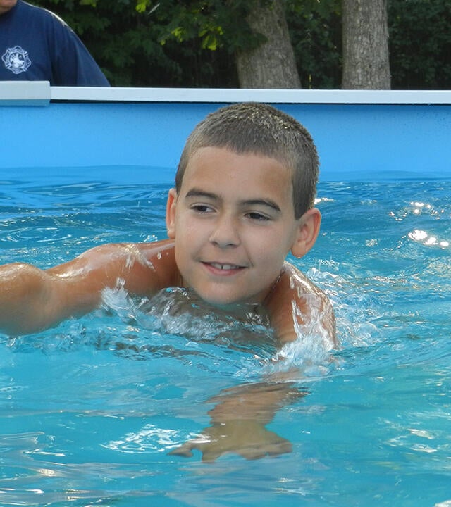 Dakota's wish to have a pool