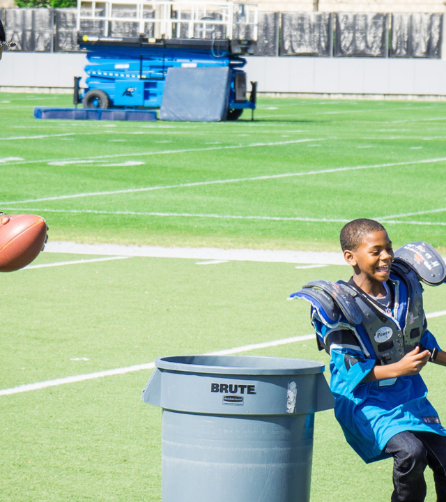 Carmello running plays with Cam Newton 