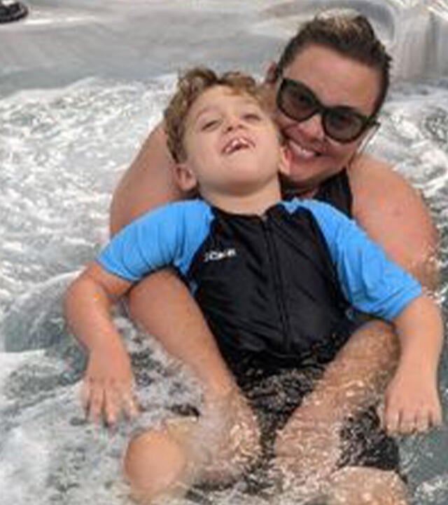 Cillian and mom in hot tub