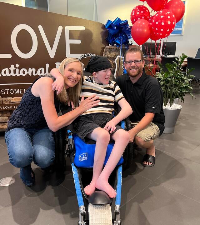 Wish kid Colin and his parents