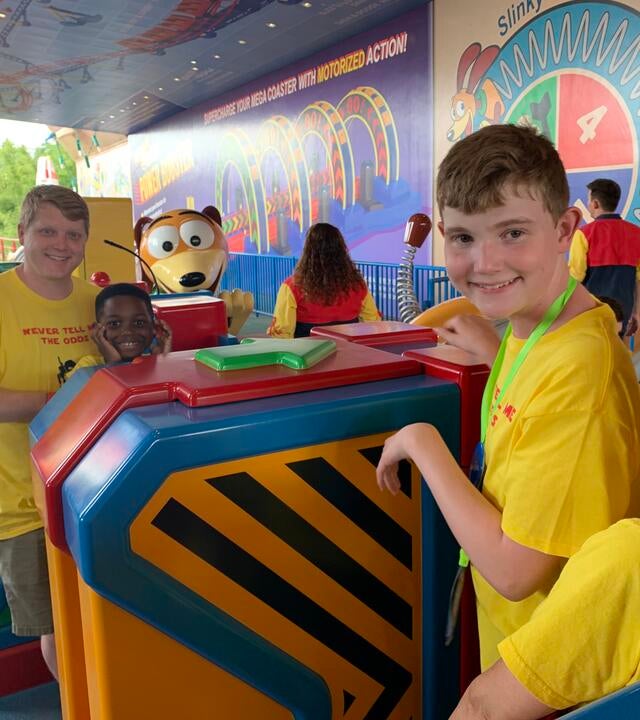 Wish Alumni Edward and his family on the Seuss Train ride