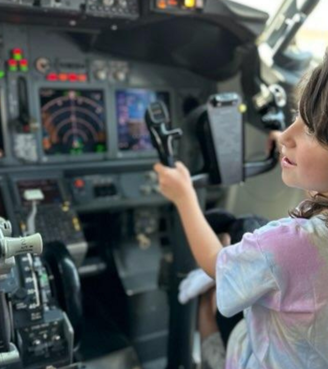 Jessa_Disney_Flight