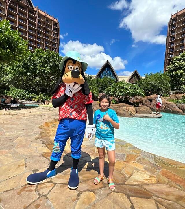 TXGF- Zoe and Goofy
