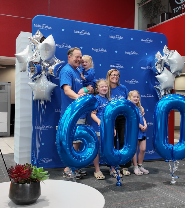 Cricket's Family and 6,000 Balloons