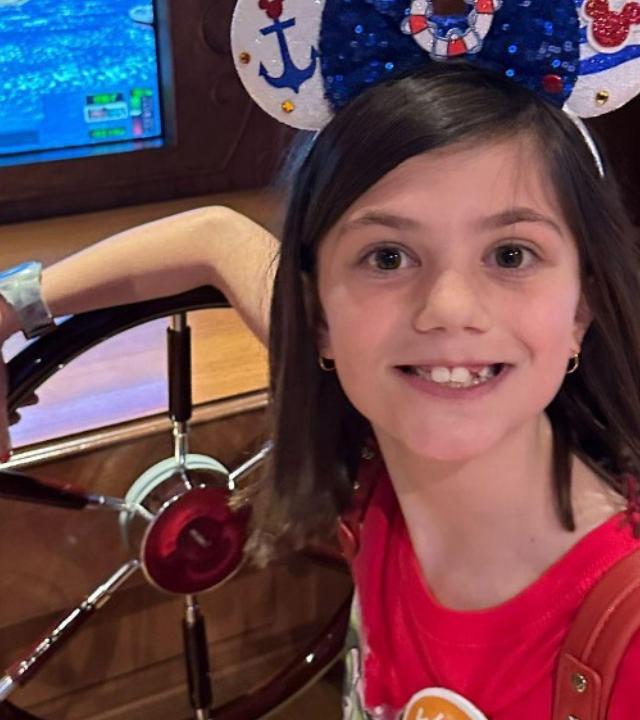 Khloe on the Disney cruise ship