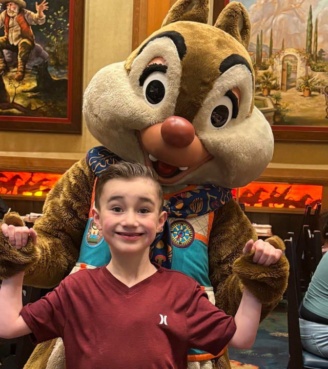 Tate_Disneyland_Wish