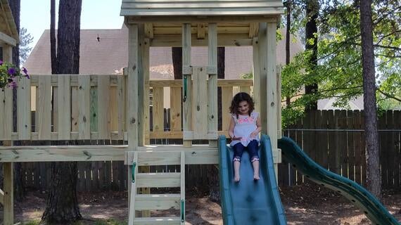 Delaney_I wish to have a playset