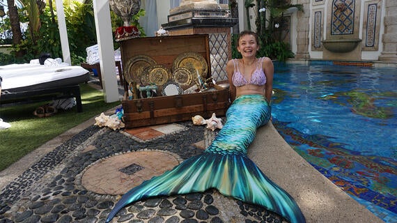 Haylee-13-brain tumor-to be a mermaid princess, to be a mermaid princess.