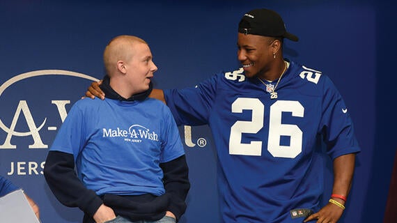 Jared meets Saquon Barkley of the New York Giants