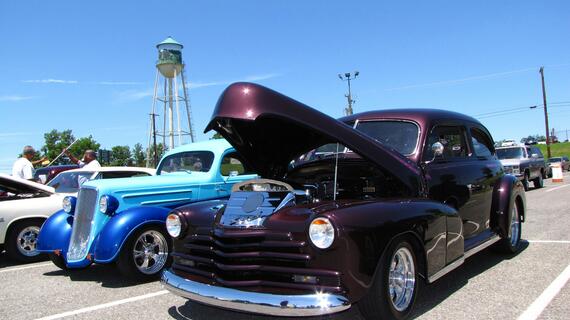 Photo of blue classic car